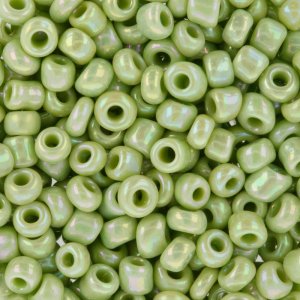 Бисер 10г 08/0 №0404 Zlatka 0401-0410 салатовый GR