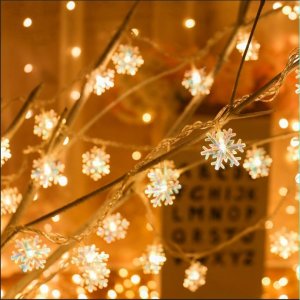 Электрогирлянда на 10 LED ламп снежинки перламутр 1,5м батарейки АА Теплый белый 93400