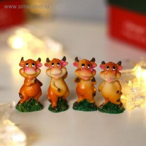 Сувенир полистоун "Бычок Карамелька на лужайке" МИКС 4х2х1,8 см   5045932