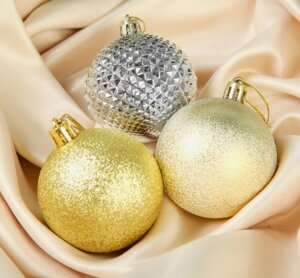 Набор шаров пластик  6см 6шт Призма Серебристо Золотой 3259650