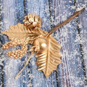 Декор Зимнее очарование Шишка ягоды в золоте 14см 5046898