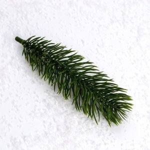 Декор Веточка ели  10шт 15*4*4 см 7830107